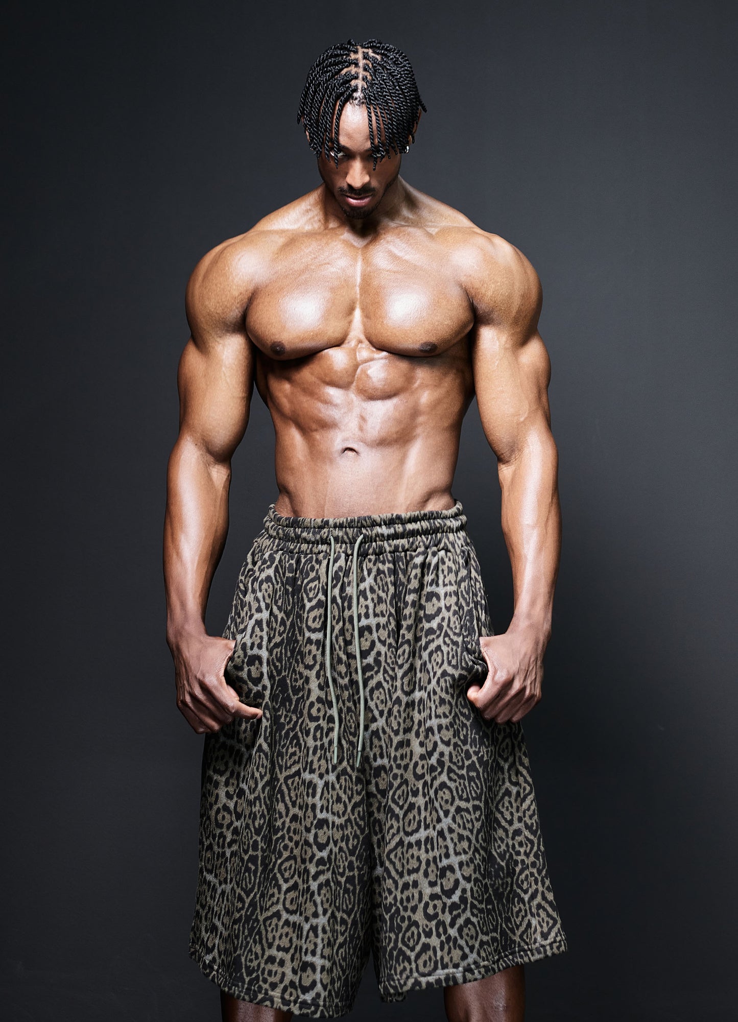 Bermuda Shorts Leopard Khaki