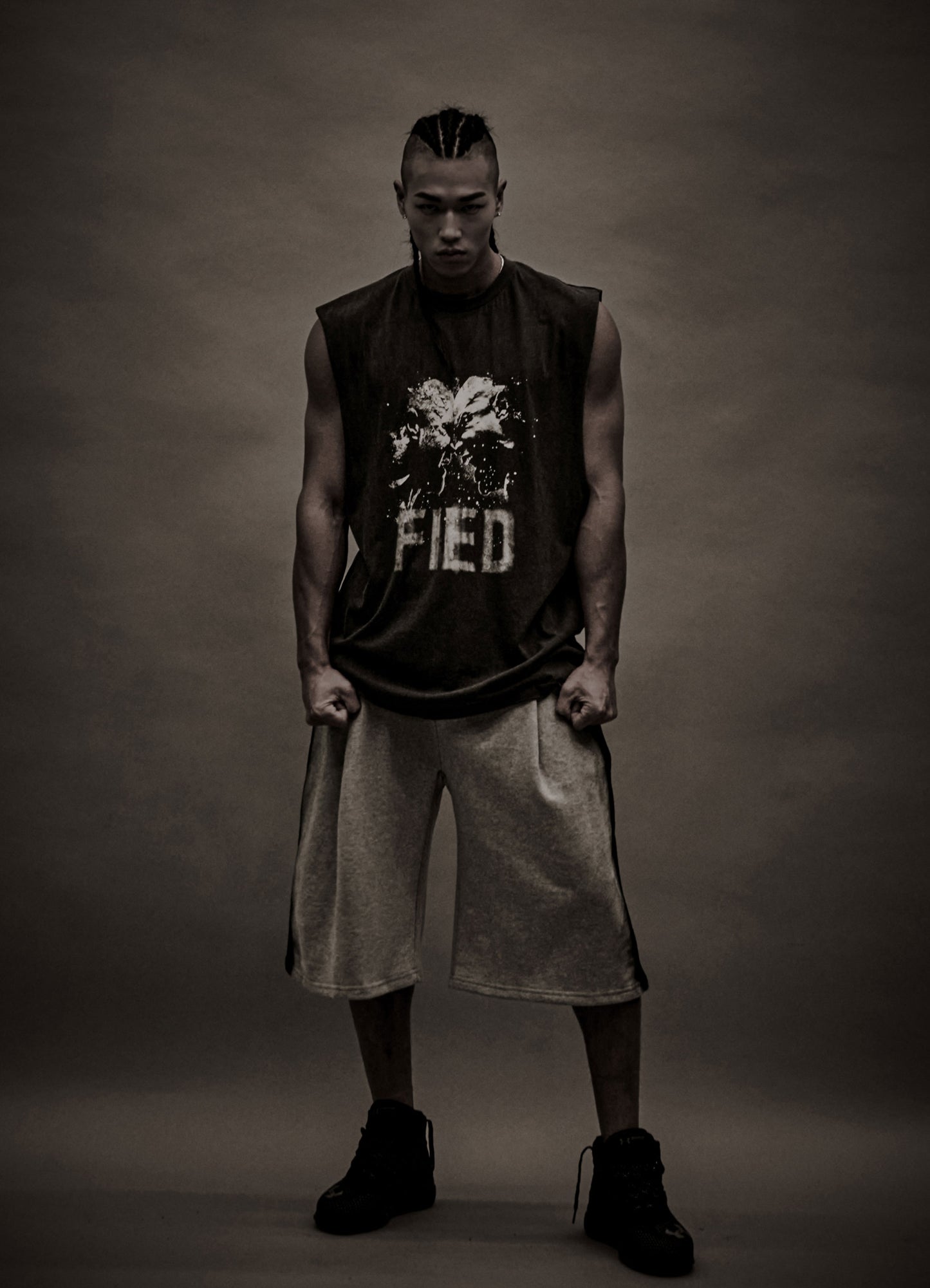 Broken Arrow Sleeveless
