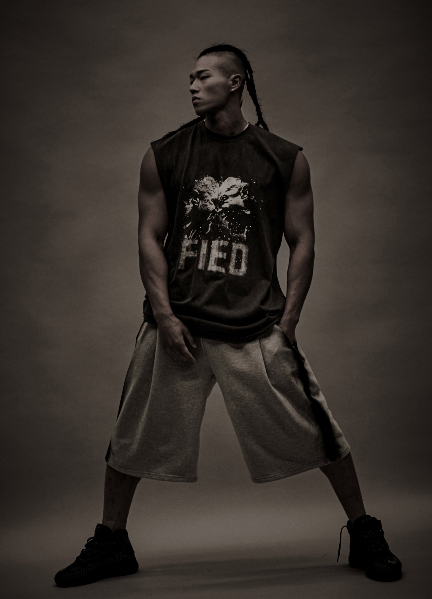 Broken Arrow Sleeveless
