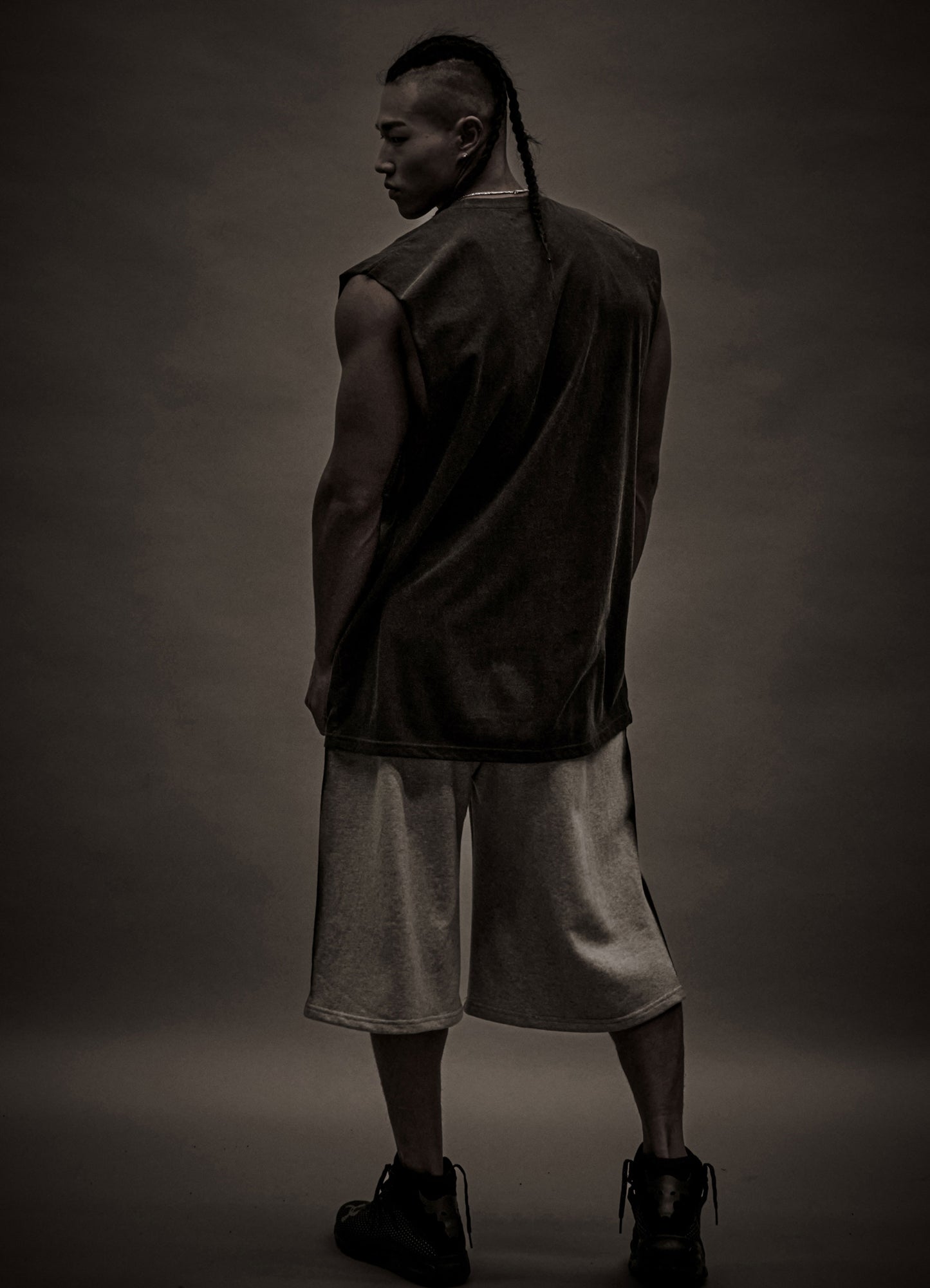 Broken Arrow Sleeveless