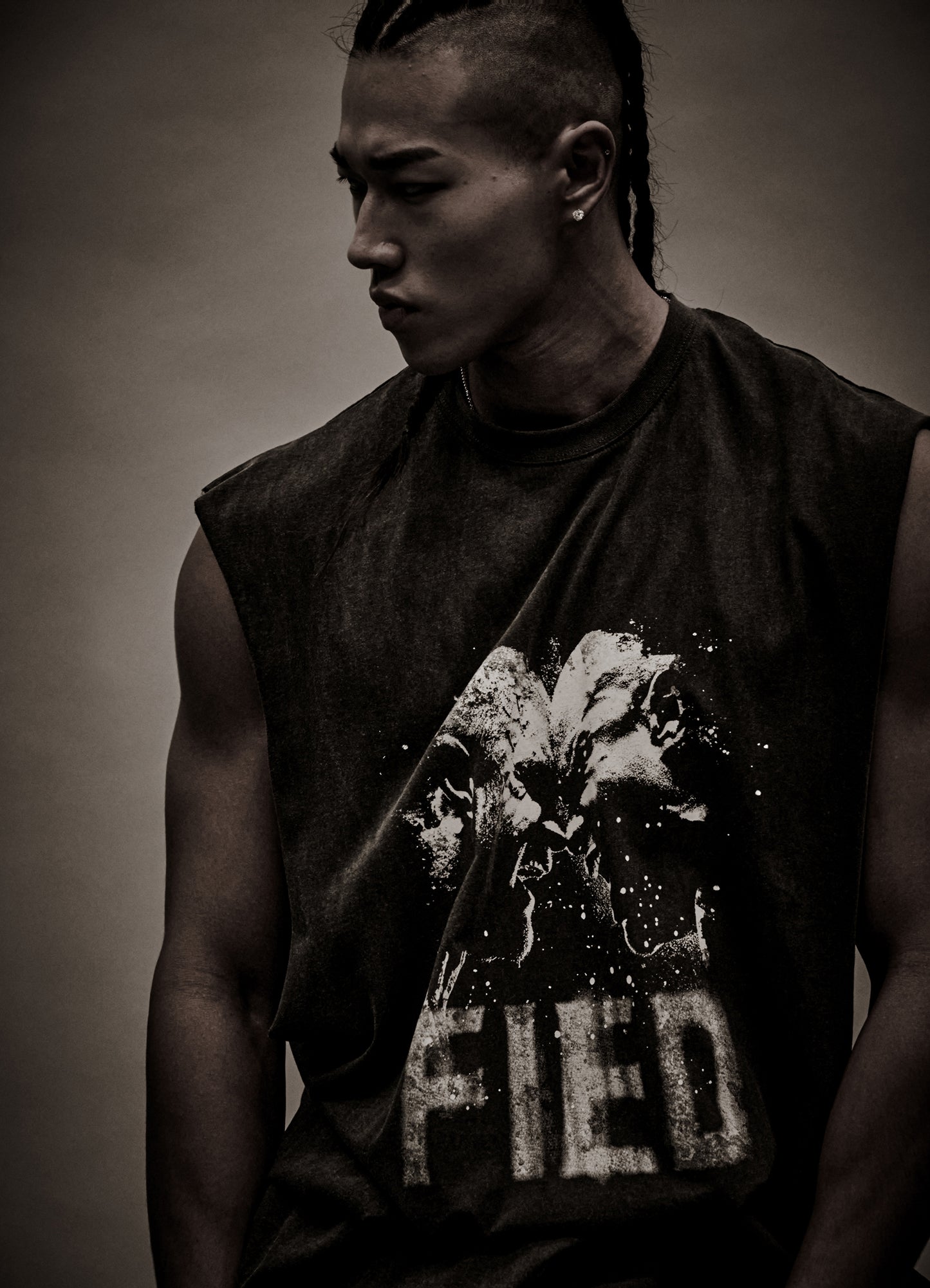 Broken Arrow Sleeveless