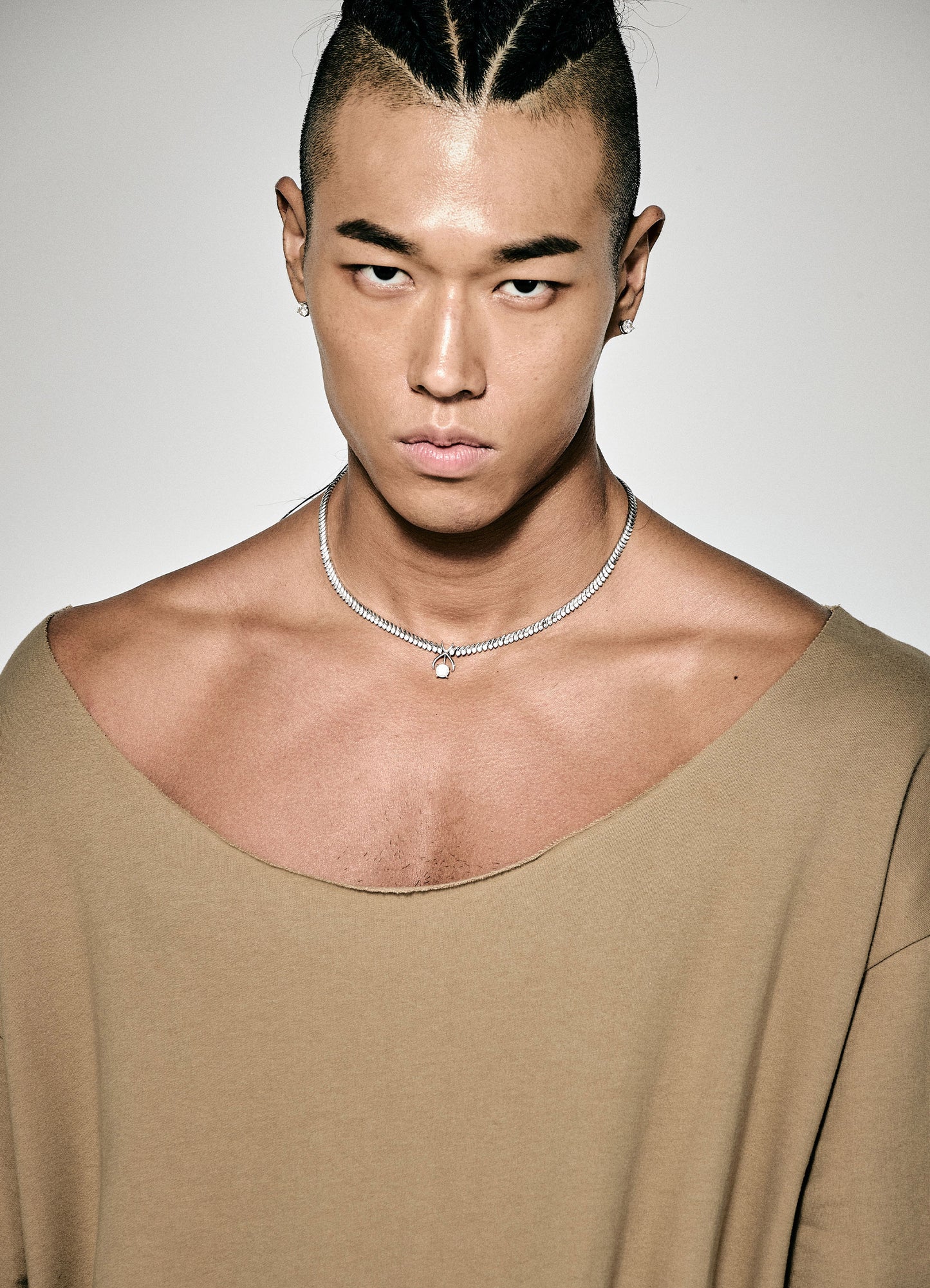 Muscle  Cutting  T-shirt Beige